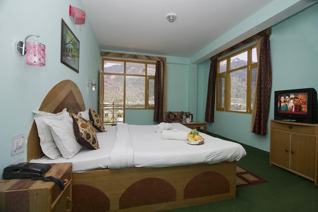 Hotel Ocean Inn Manali  Room photo